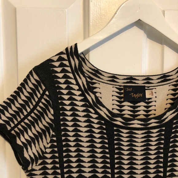 Just...Taylor Dresses & Skirts - Just...Taylor geometric patterned dress